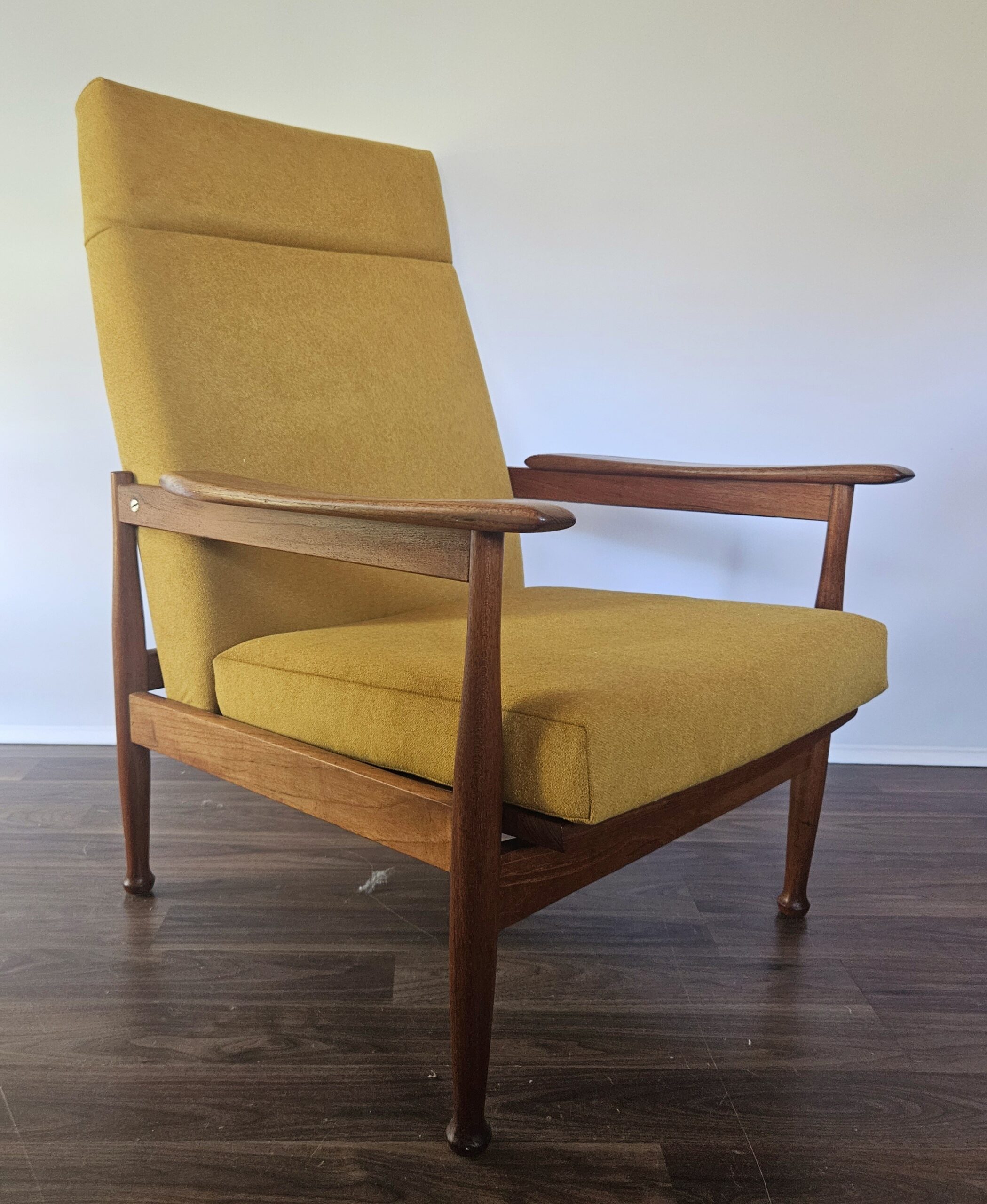 Modern Chair Yellow fabric